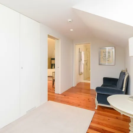 ホテル Sundial Gardens & Suites 4*