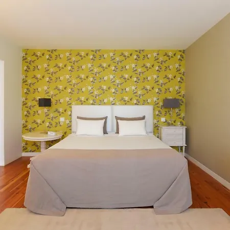 Sundial Gardens & Suites ホテル