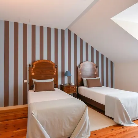 Sundial Gardens & Suites ホテル