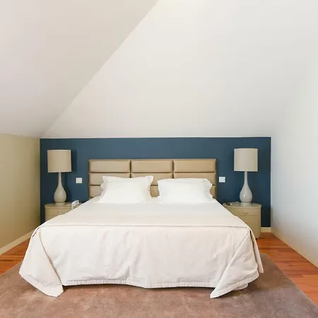 Sundial Gardens & Suites Ξενοδοχείο Sandim