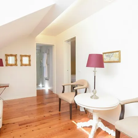 Sundial Gardens & Suites Guest house 4*