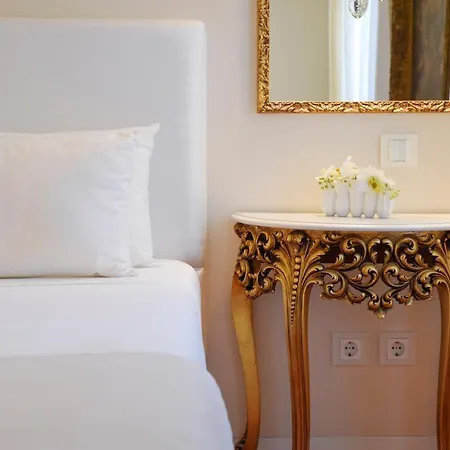 Sundial Gardens & Suites 4* Sandim