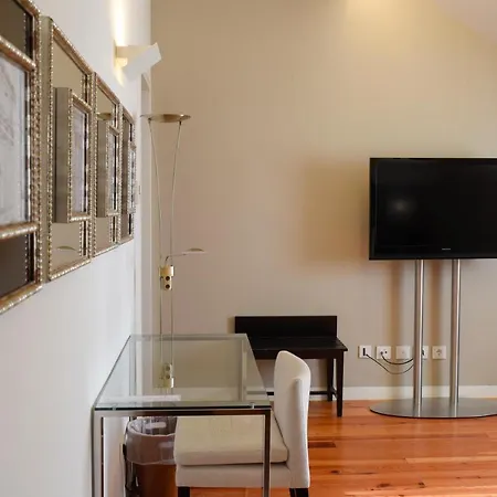 Guest house Sundial Gardens & Suites 4*