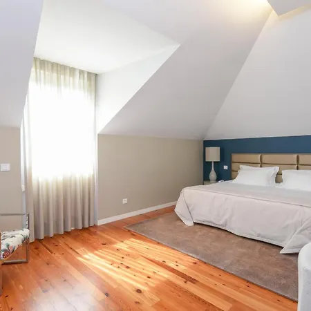 Sundial Gardens & Suites ホテル Sandim