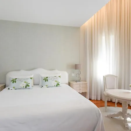 Guest house Sundial Gardens & Suites 4*