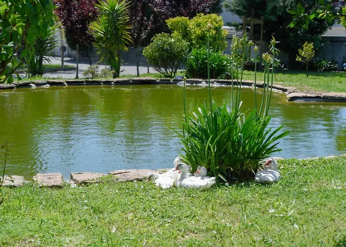 Sundial Gardens & Suites 4*