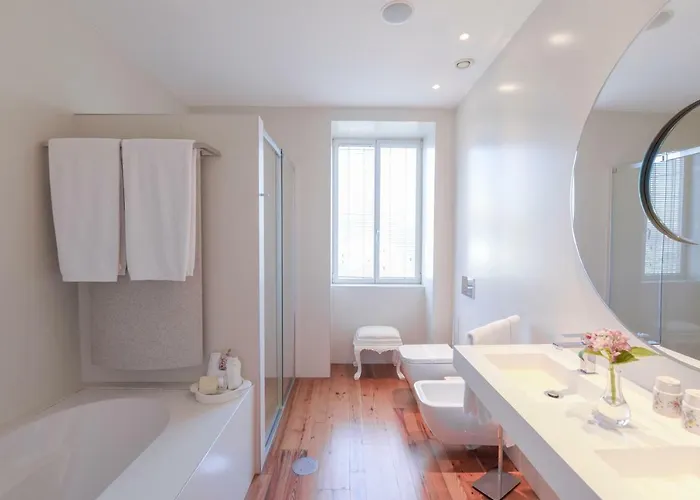 Hotel Sundial Gardens & Suites Sandim