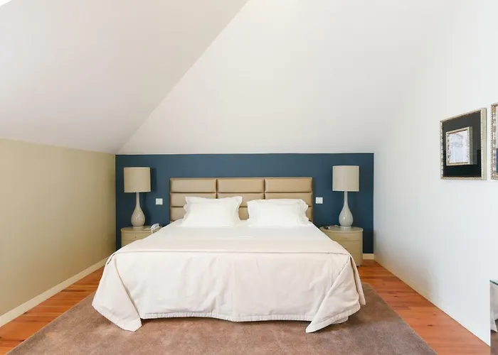 Sundial Gardens & Suites Hotel Sandim