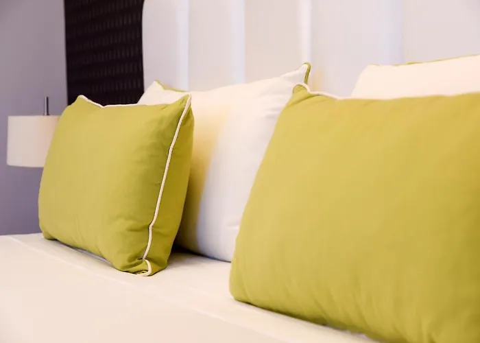 Hotel Sundial Gardens & Suites 4*