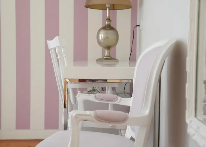 Sundial Gardens & Suites Hotel Sandim