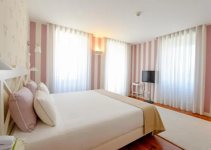 Sundial Gardens & Suites 4* Sandim